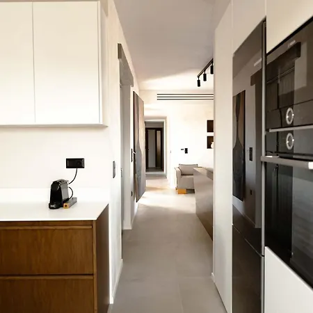 Phoenix With Private Pool & Sea Views Near Naousa *