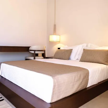 Phoenix With Private Pool & Sea Views Near Naousa Ambelas