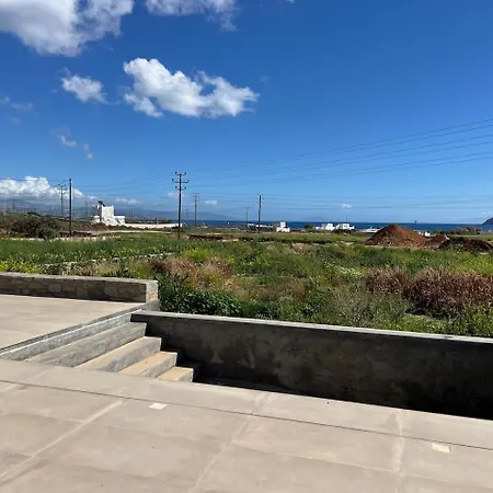 Villa Phoenix With Private Pool & Sea Views Near Naousa *