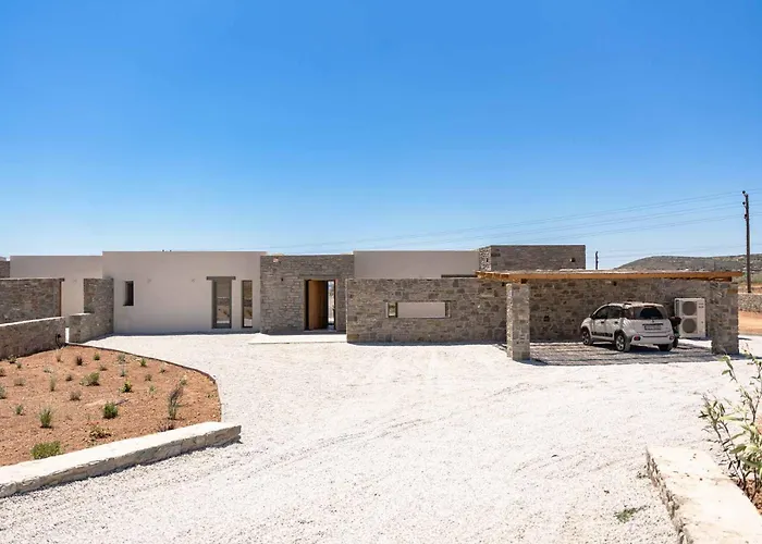 Phoenix With Private Pool & Sea Views Near Naousa Ambelas