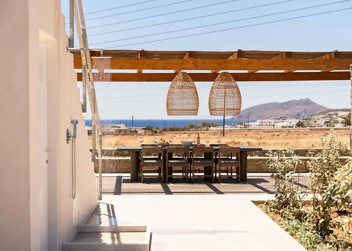 Villa Phoenix With Private Pool & Sea Views Near Naousa Ambelas