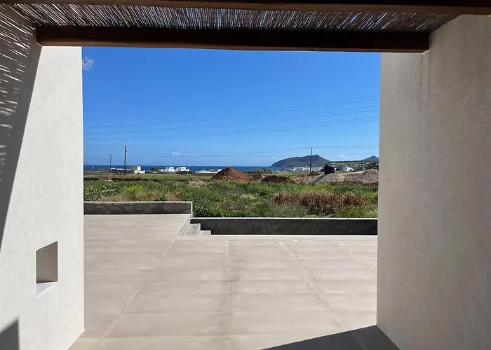 Phoenix With Private Pool & Sea Views Near Naousa *