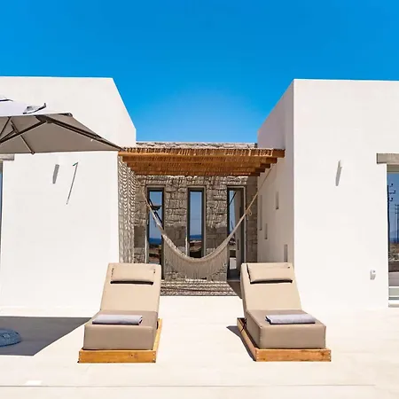 Vila Phoenix With Private Pool & Sea Views Near Naousa *