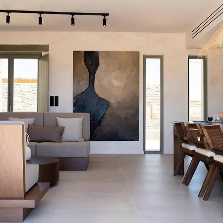 Vila Phoenix With Private Pool & Sea Views Near Naousa