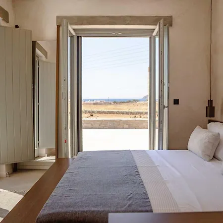 Vila Phoenix With Private Pool & Sea Views Near Naousa Ambelas