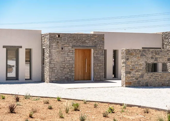 Vila Phoenix With Private Pool & Sea Views Near Naousa